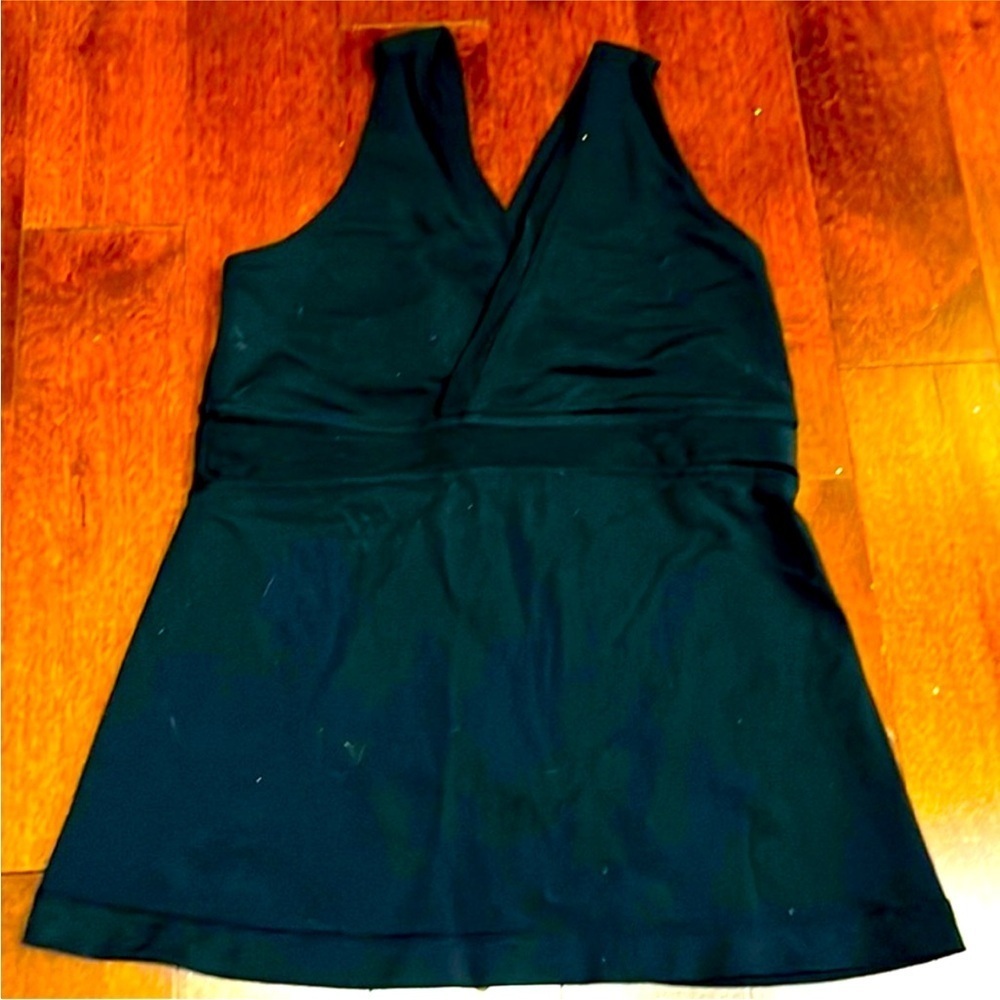 Lulu lemon tank built in bra small